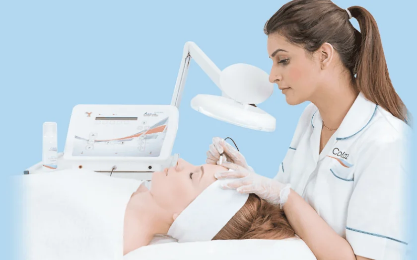 CoLaz therapist performing an electrolysis treatment on a calm patient