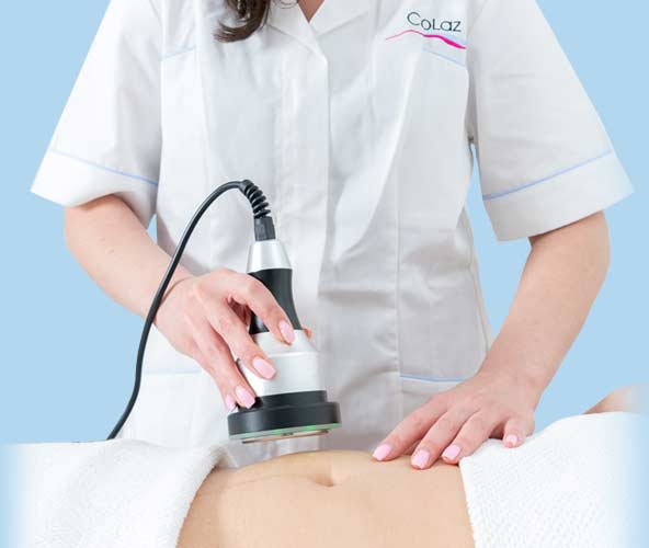 CoLaz clinician applying an ultrasound cavitation handpiece to a patient's abdomen