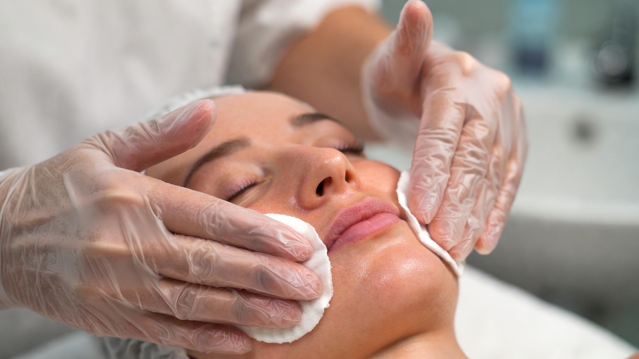 Preparing skin before booster injection